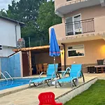 Villa Helena - Pool & Sea View *