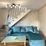 Helena - Pool & Sea View