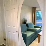 Helena - Pool & Sea View