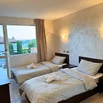 Helena - Pool & Sea View *