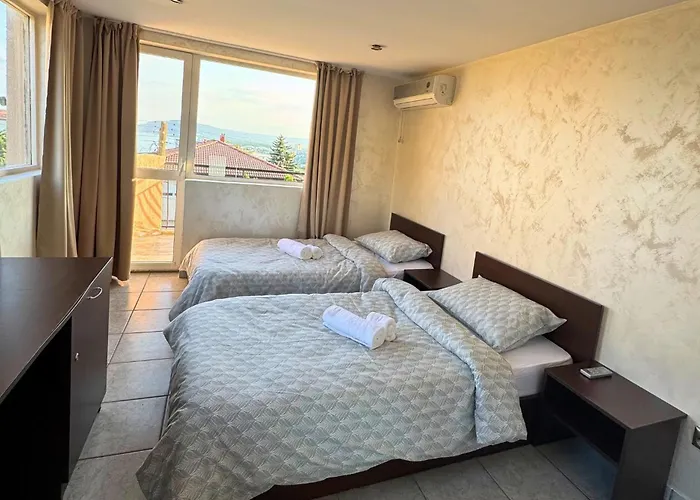 Helena - Pool & Sea View * Balchik