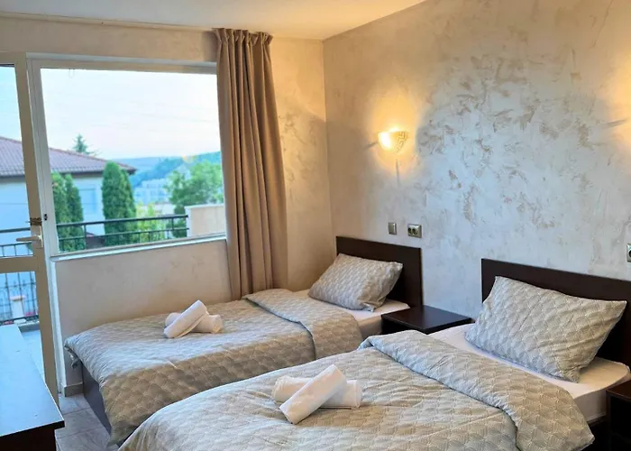 Helena - Pool & Sea View *